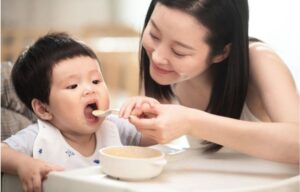 Hình ảnh minh họa phô mai cho bé ăn dặm