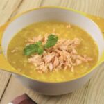 Cháo cá hồi giàu dinh dưỡng cho bé.