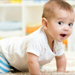 Sự phát triển của trẻ 7 tháng tuổi